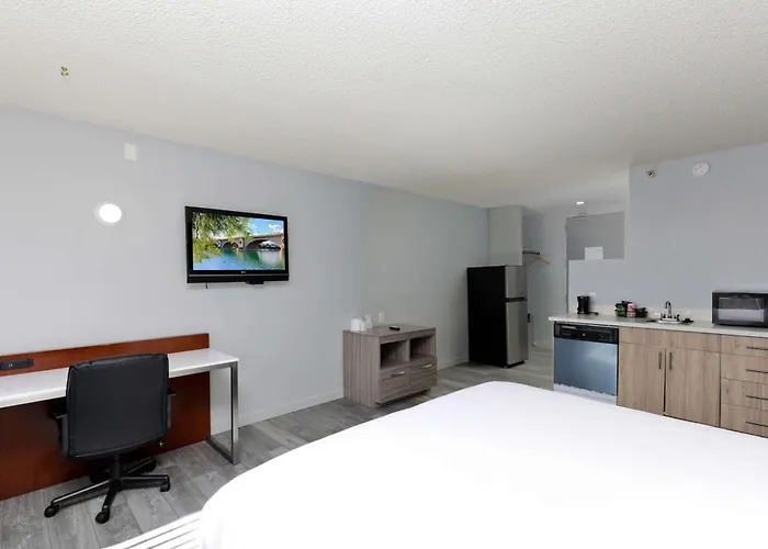 Studio 6 Suites Lake Havasu City Az