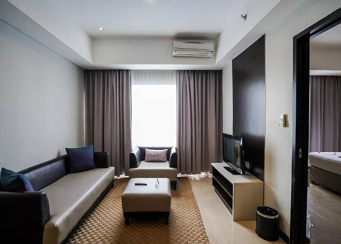 Soll Marina Hotel & Conference Center Bangka