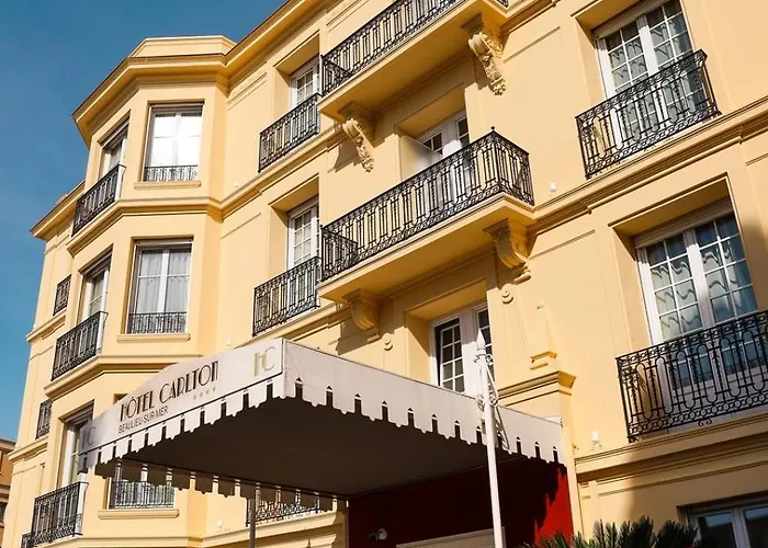 Hotel Carlton