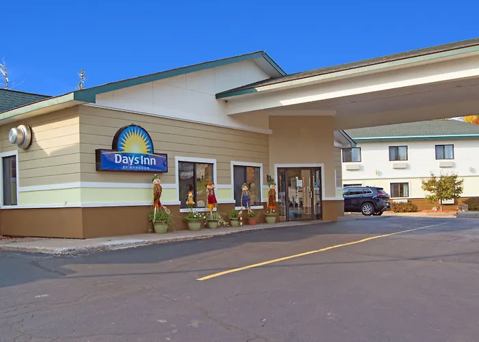 Days Inn By Wyndham Marquette