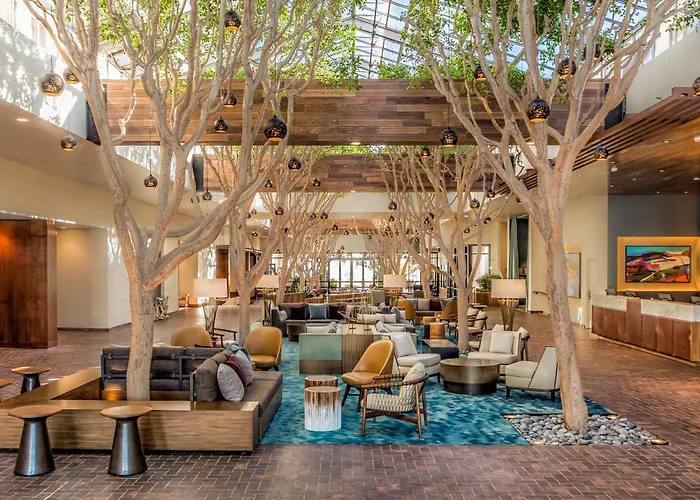 Portola Hotel&Spa