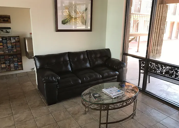 Quality Inn Benson I-10 Exit 304
