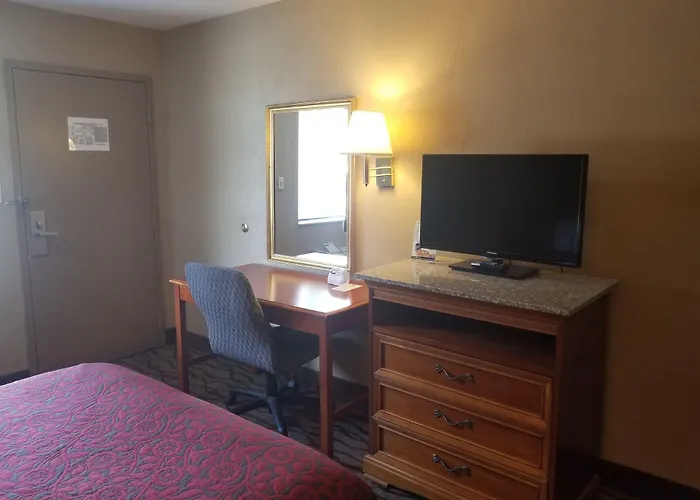 Days Inn By Wyndham Kennesaw