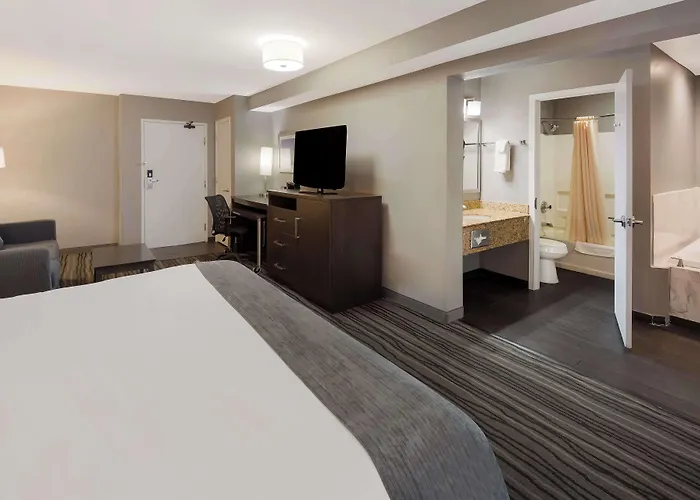 Best Western Riverside Inn