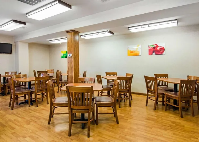 Quality Inn Summersville - New River Area