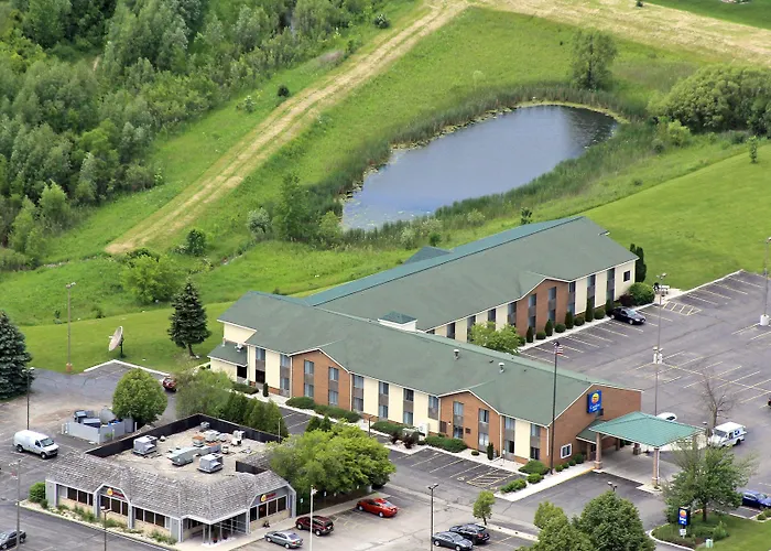 Clarion Pointe Racine - Mount Pleasant