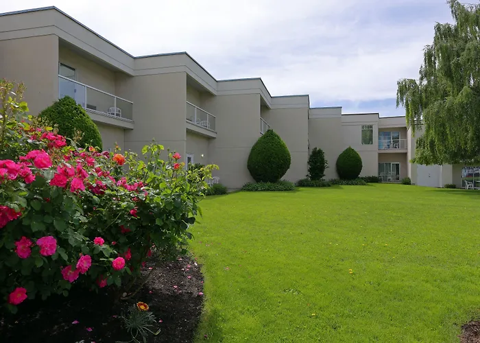 Best Western Plus Kelowna Hotel&Suites