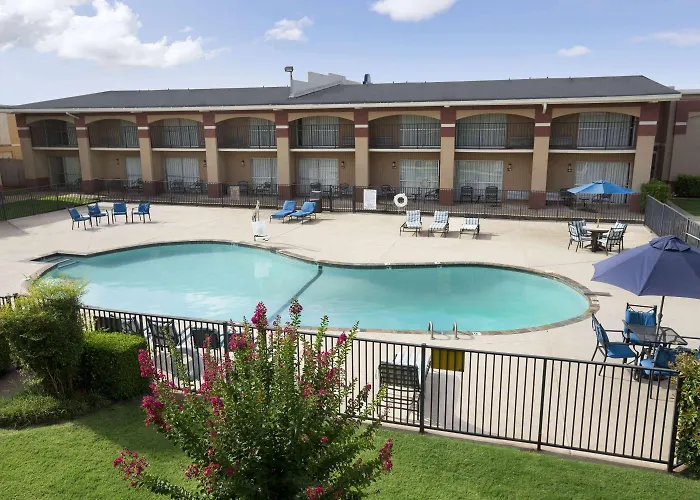 Howard Johnson By Wyndham Oklahoma City Okc Airport, Near Fairgrounds, I40