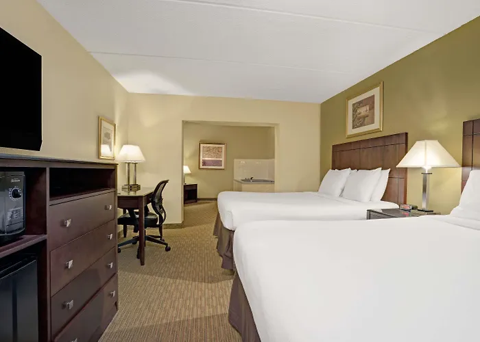 Super 8 By Wyndham Monticello