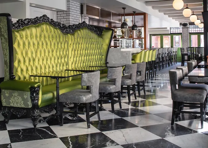 Staypineapple, A Delightful Hotel, South End