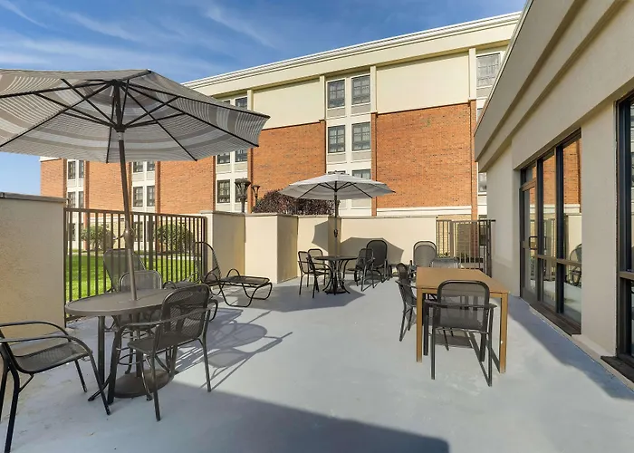 Drury Inn & Suites St Joseph