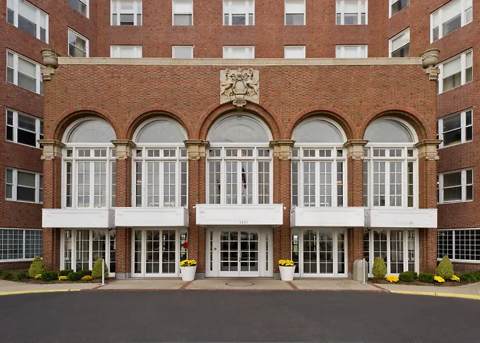 Berkeley Oceanfront Hotel