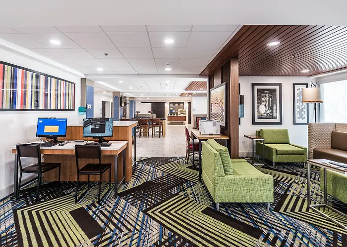 Holiday Inn Express Flint-Campus Area By Ihg