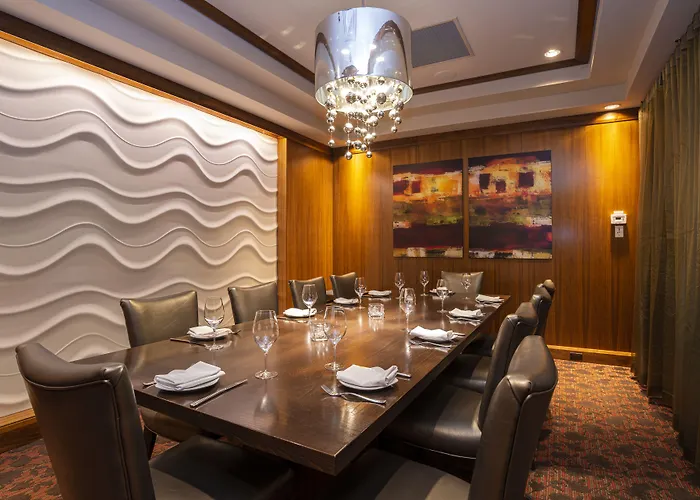 Best Western Premier Chateau Granville Hotel & Suites & Conference Centre