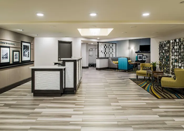 Hampton Inn Monterey