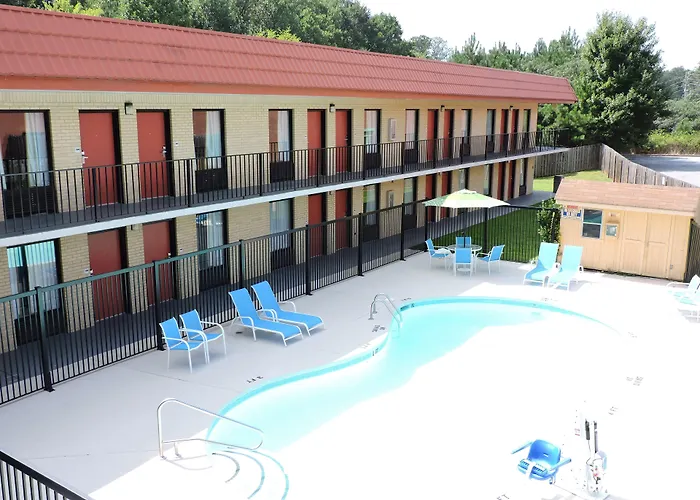 Quality Inn Acworth North