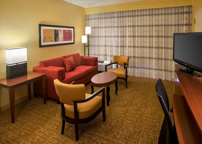 Courtyard By Marriott Poughkeepsie