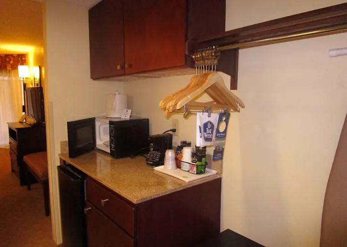 Best Western Oak Manor