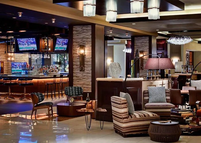 Renaissance Phoenix Downtown Hotel