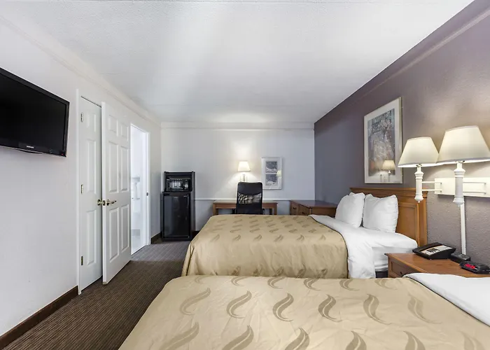Quality Inn & Suites Airport