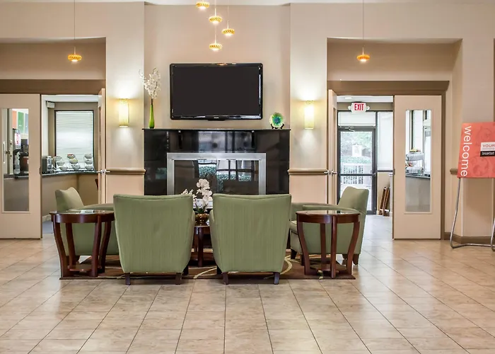 Comfort Suites Chesapeake - Norfolk