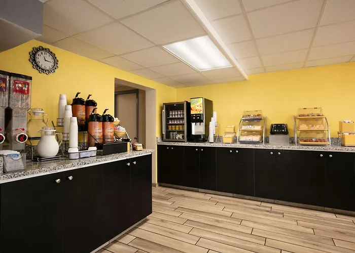 Days Inn By Wyndham Clearwater/Central