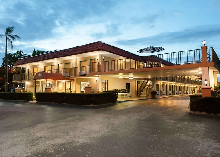 Days Inn By Wyndham Clearwater/Central