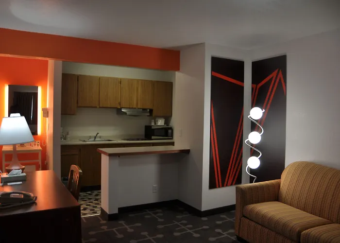 Howard Johnson By Wyndham Roseburg