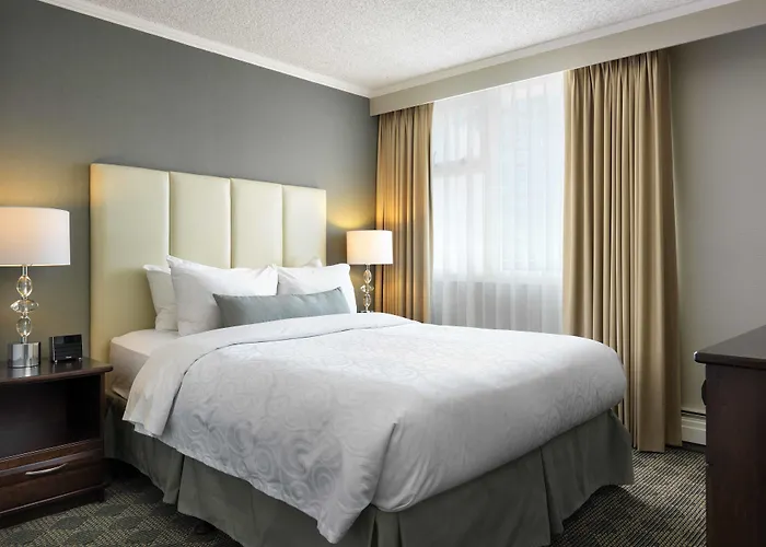 Chateau Victoria Hotel & Suites