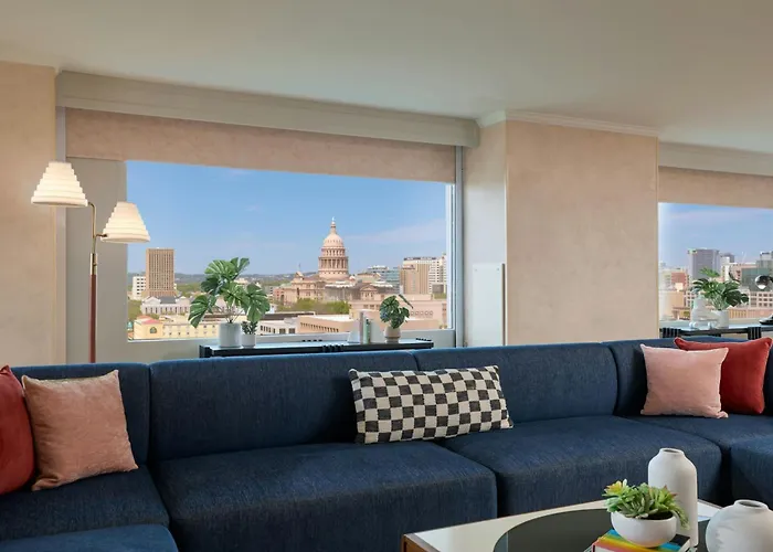 Renaissance Austin Downtown Hotel