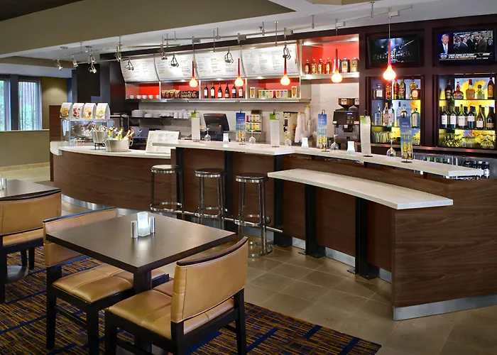 Courtyard By Marriott Hartford Windsor Airport