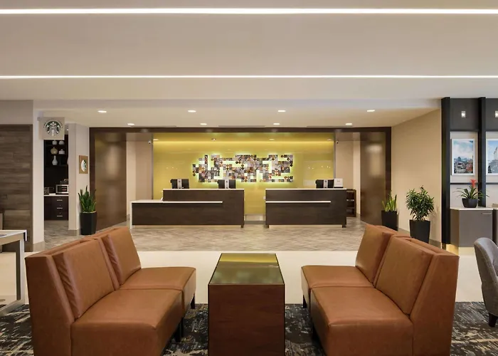 Doubletree By Hilton Hotel Syracuse