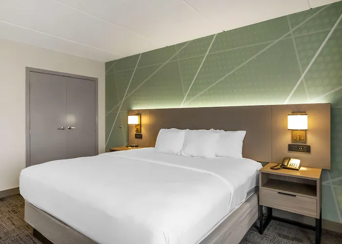Comfort Inn & Suites Watertown - 1000 Islands