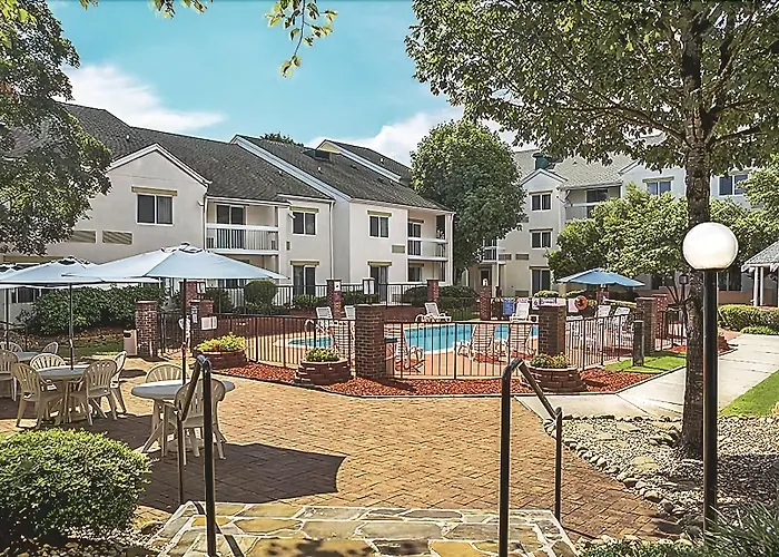 Baymont By Wyndham Norcross Atlanta