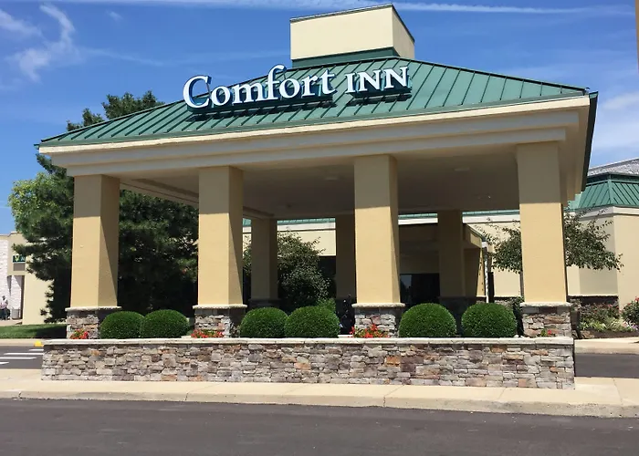 Comfort Inn & Suites Piqua-Near Troy-I75