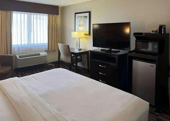 Comfort Inn Maumee - Perrysburg Area