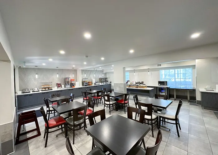 Ramada By Wyndham Anaheim Convention Center