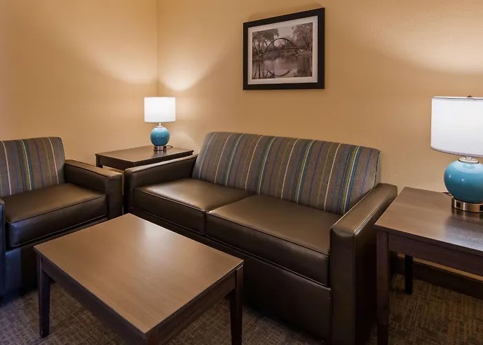 Best Western East Towne Suites
