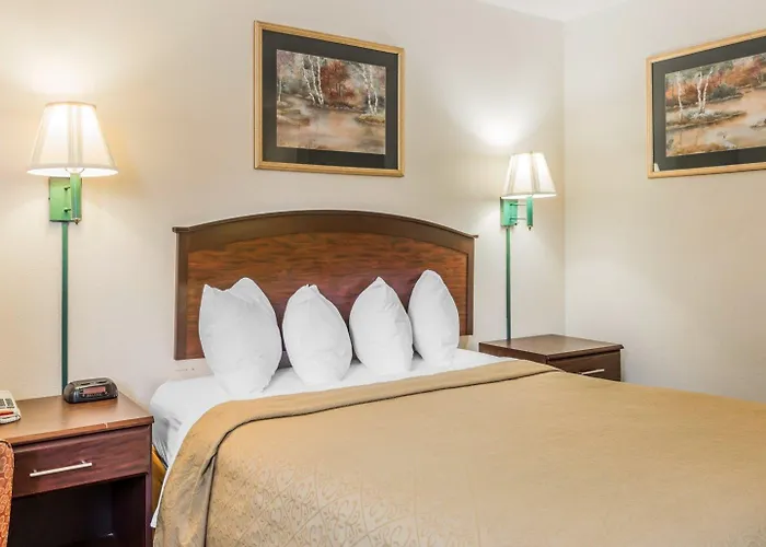 Quality Inn Pell City I-20 Exit 158