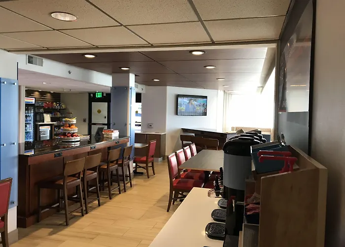 Holiday Inn Express Memphis Medical Center - Midtown By Ihg