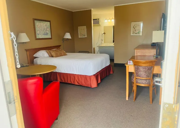 Travelodge By Wyndham Moose Jaw