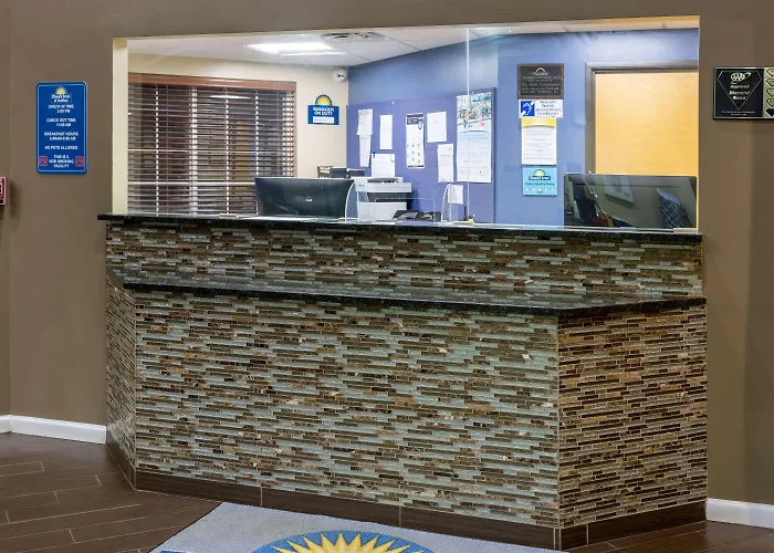 Days Inn & Suites By Wyndham Cherry Hill - Philadelphia