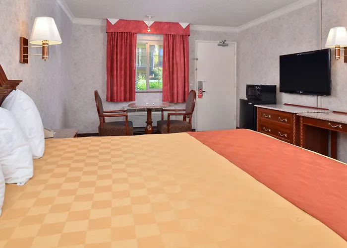 Americas Best Value Inn&Suites - Fontana