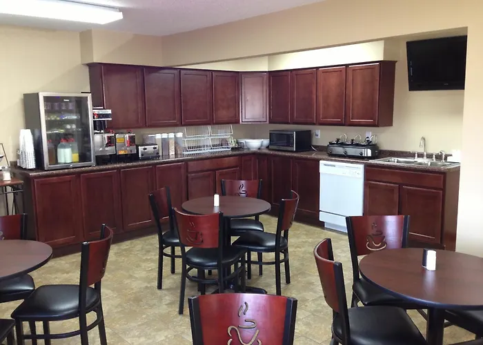 New Victorian Inn & Suites Kearney