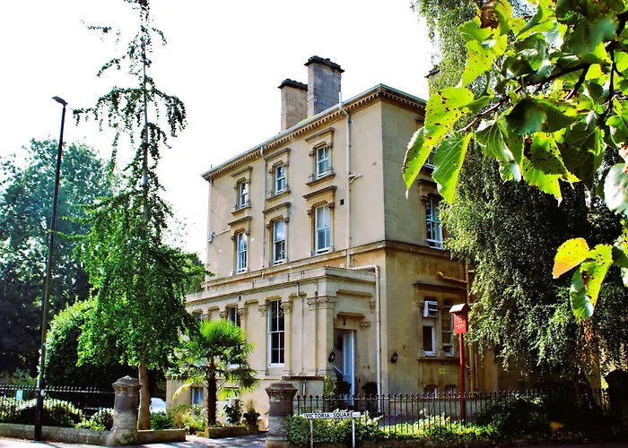 Victoria Square Hotel Clifton Village