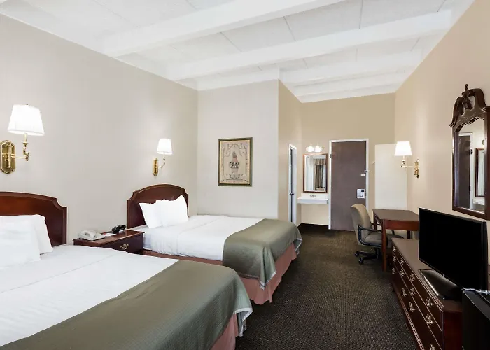 Howard Johnson By Wyndham Middletown Newport Area