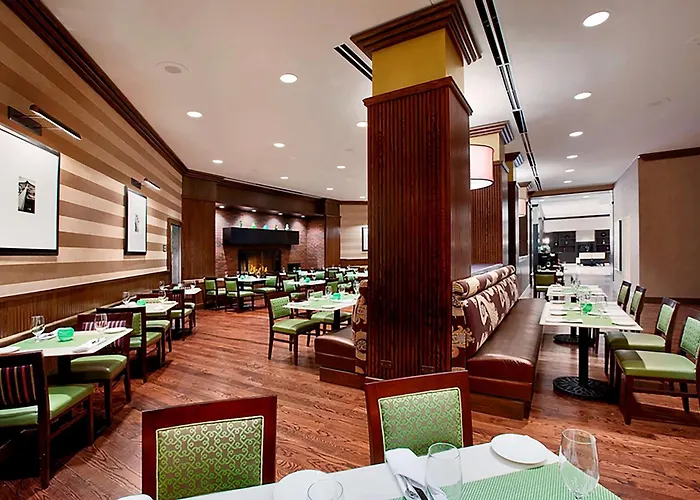 Hilton Rosemont Chicago O'Hare