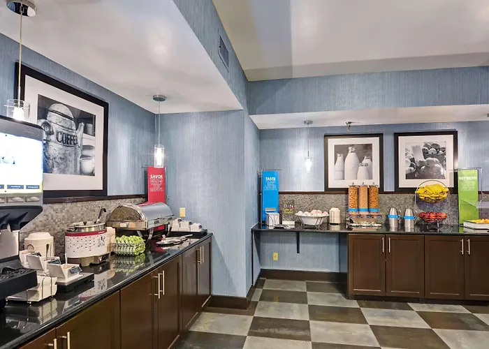 Hampton Inn State College