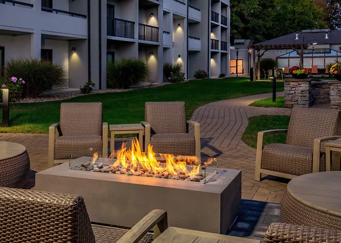 Courtyard By Marriott Boston Andover