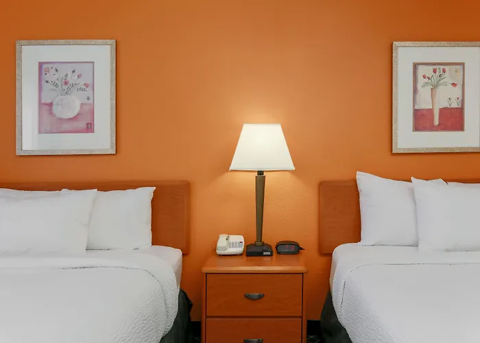 Best Western Plus Paper Valley Hotel
